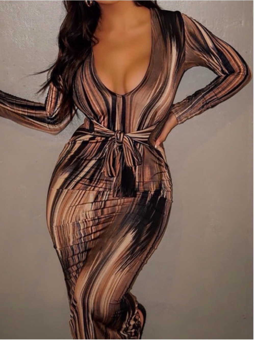 NWT Plunge-Neck Long Sleeve Tie-Waist Bodycon Dress in Brown Swirl
